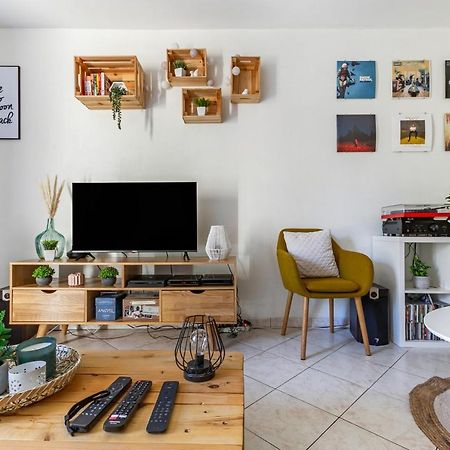 L'Anise Apartment เมซ์ ภายนอก รูปภาพ